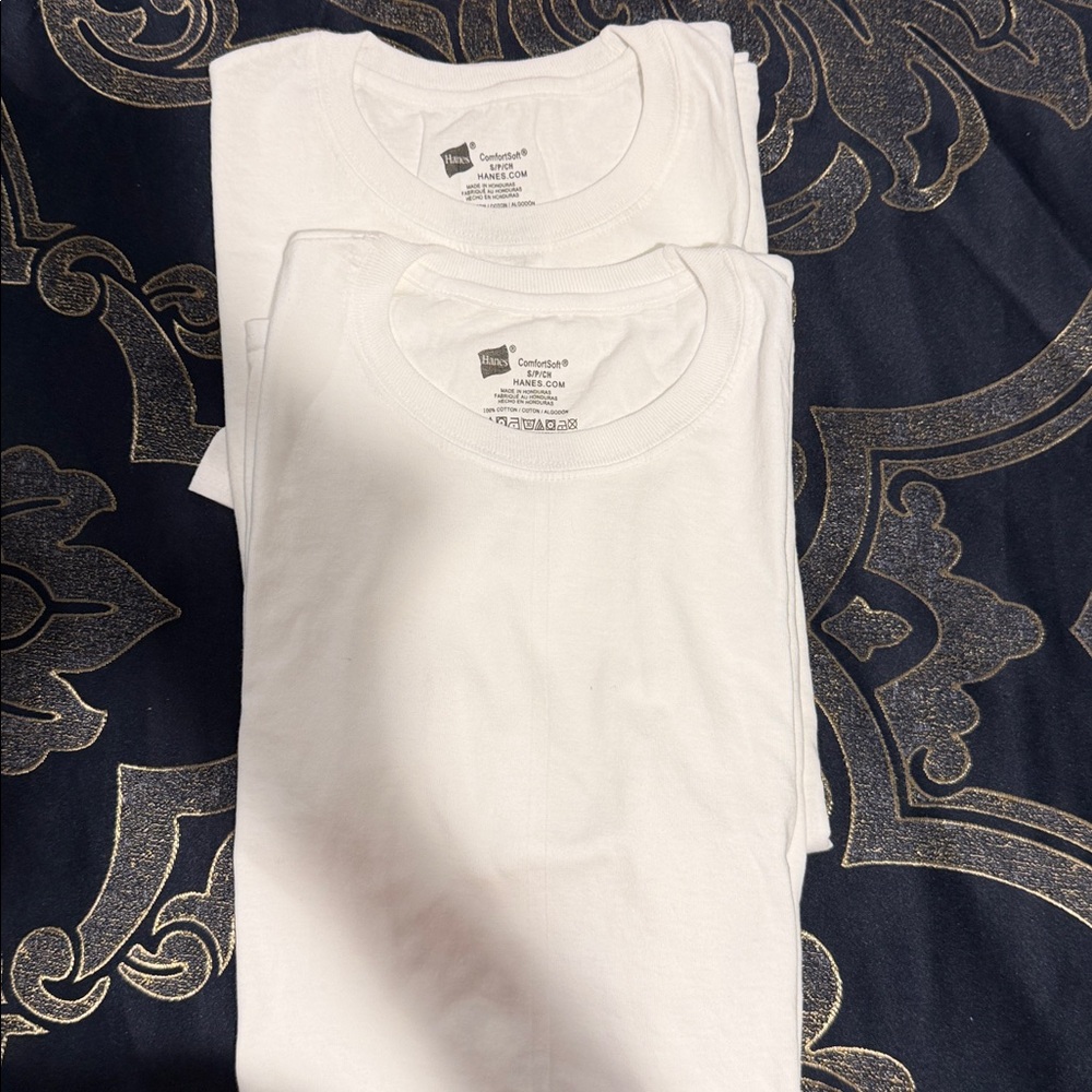 Hanes Classic White Crew Neck Tees